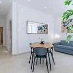 Roma Apartment Near To Colosseum Re-House