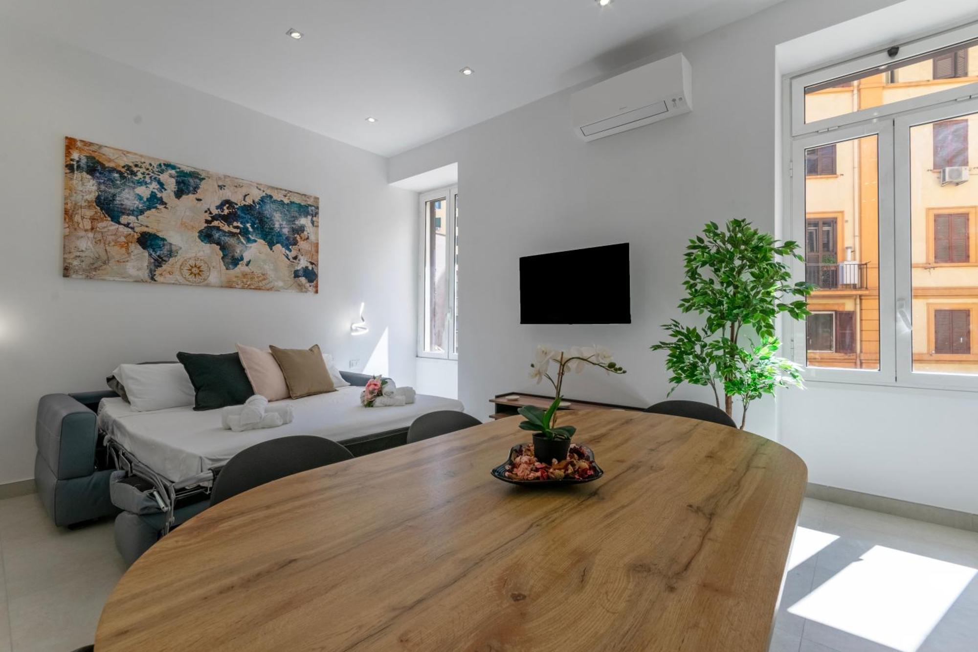 Apartment Near To Colosseum Re-house